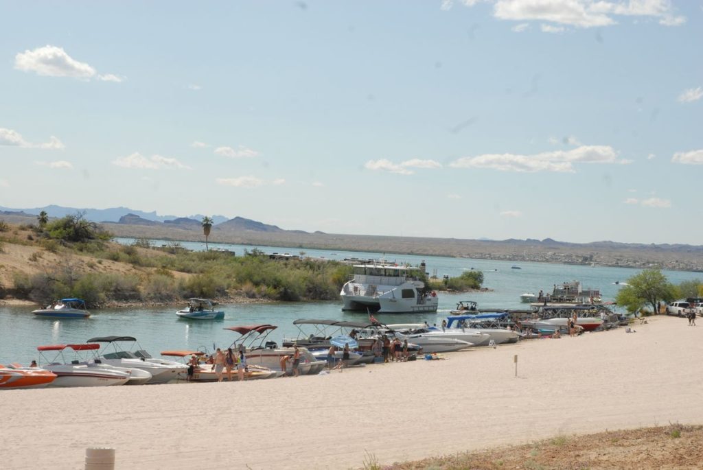 Lake Havasu 29th Annual Boat Show is upcoming April 3rd, 4th & 5th in Lake Havasu City. It is 29 years of tradition in the recreational boating industry started by members of the Lake Havasu Marine Association.  The Show has become one of the premier boat shows